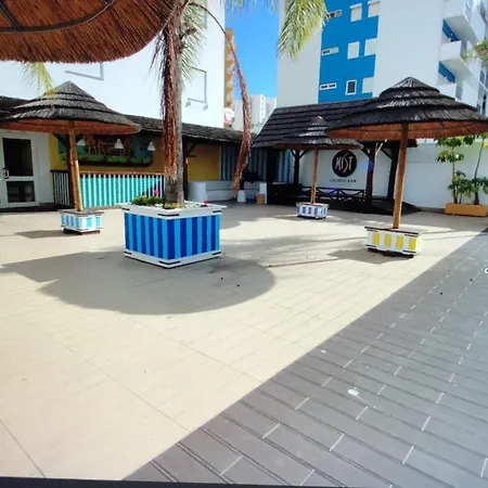 Mar Apartment *